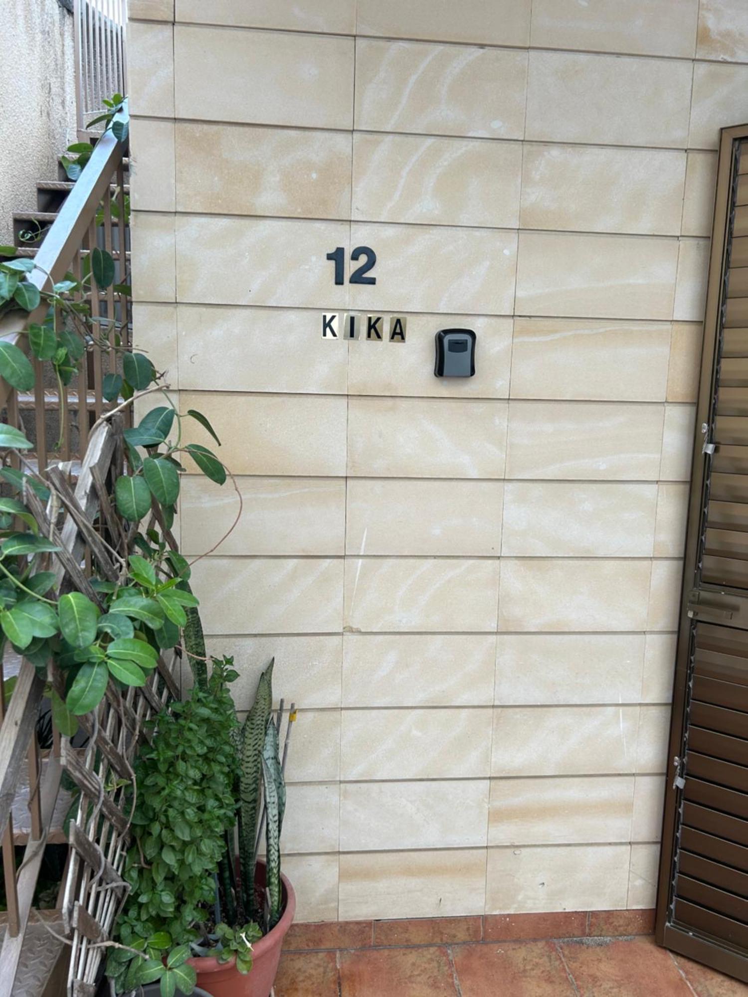 Extremely Comfy Apt With Spacious Private Terrace 10Min Walk To The Beach & In Town Larnaca Exterior photo